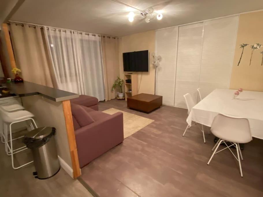 Bel Avec Piscine Et Vue Sur Appartamento